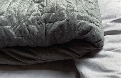 How to Wash a Weighted Blanket - Trends Magazine