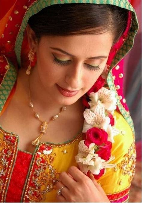 bride girls Facebook profile pictures | Best Profile Pictures of Facebook
