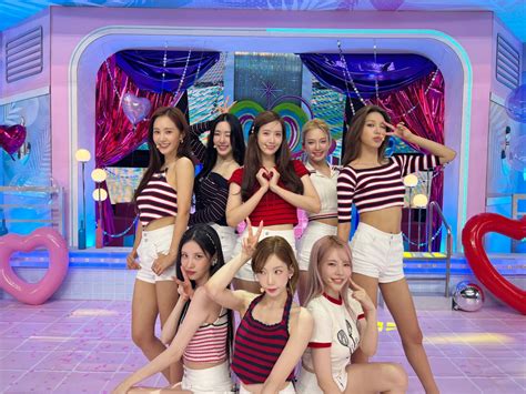 Girls Generation Performs Latest Song Forever 1 At Smtown Live 2022 Kpopstarz