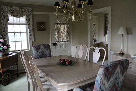 The client requirement was further. Dining Room at the Tea House for guests enjoyment! | Tea ...