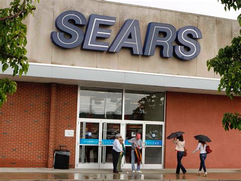 Sears Kmart List Of Stores Closing Before Holidays Business Insider