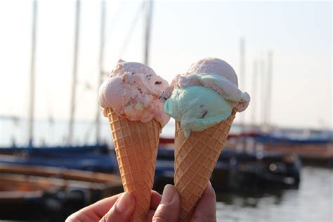 Manger des glaces rend plus intelligent et plus heureux Fun Radio