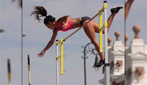 How Pole Vaulter Allison Stokke Became A Viral Phenomenon Page 11