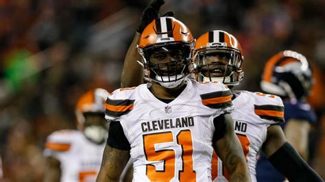 Browns Save Over 9m By Releasing Lb Jamie Collins Two Years Into 4