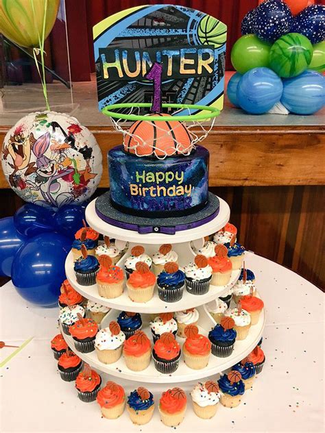 Space jam table decorations board party furniture home decor decoration home room decor parties. Pin by Rogelyn Agliam on Space jam party | 1st birthday party themes, Sports birthday, Birthday ...