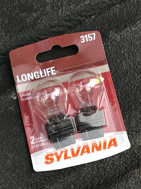 Image 8871 from Replace the Tail Light Bulbs on a 2011 Toyota Tundra