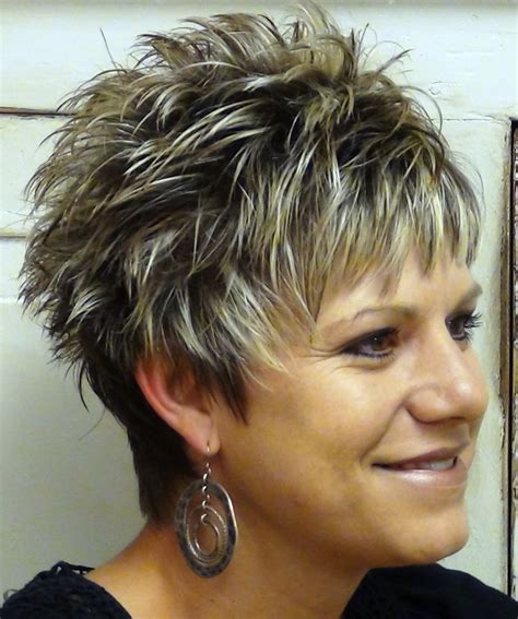 10 Short Spiky Haircuts For Over 60 Inspirations Fashion And Outfits