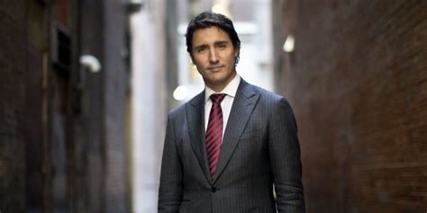 trudeaumanía el primer ministro de canadá que revoluciona las redes sociales convertido en un