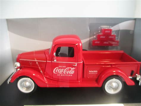 Coca Cola Motorcity Classics 1937 Ford Pickup Red 124 Scale Diecast