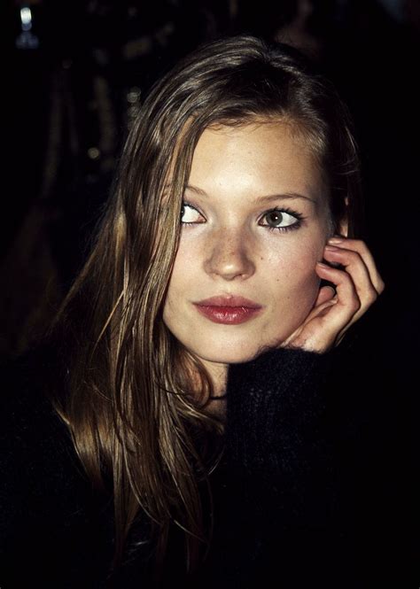 20 Most Iconic Beauty Looks Kate Moss 1990s And Androgynous