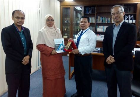 Permodalan nasional berhad (pnb) is malaysia's biggest fund management company. Lawatan ke Permodalan Nasional Berhad | Faculty of Law