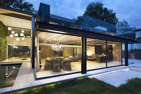 Glass And Steel Home Modern House Designs