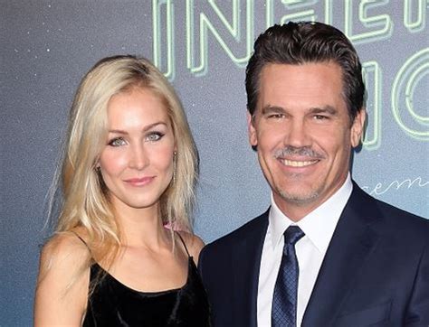 Ripped josh brolin got a major public display of affection from third wife kathryn boyd as they exercised together. Kathryn Boyd: Josh Brolin's Assistant/ Girlfriend (Bio, Wiki)