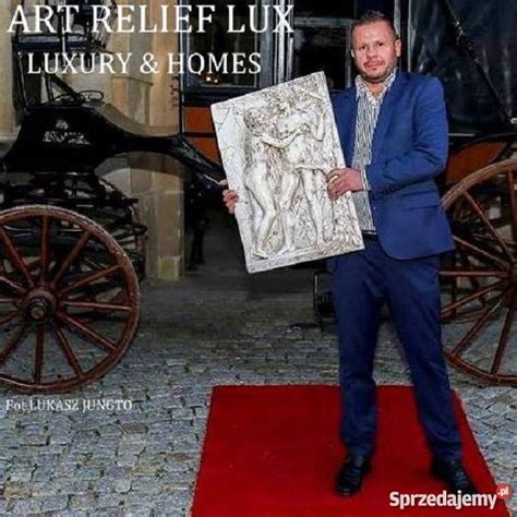 Zielona góra to miasto znane z winobrania. Herb ,Godło Polski ,Orzeł ,Płaskorzeźba ,Sztukateria ...