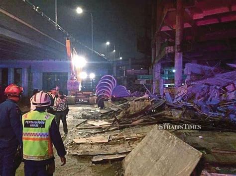 If gombak can, why not shah alam city also has its own integrated terminal. Two hurt, one trapped after Gombak Integrated Transport ...