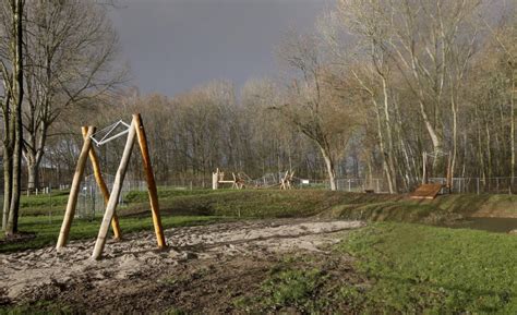 U zoekt een kabelbaan voor een openbare speeltuin? Nieuwe speeltuin in de Merwelanden - DordtCentraal ...