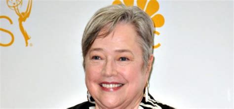 Kathy Bates Stuns In Classic Outfit At Emmys Starts At 60