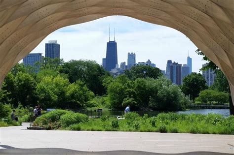 Walking Tour Of Lincoln Park In Chicago Triphobo