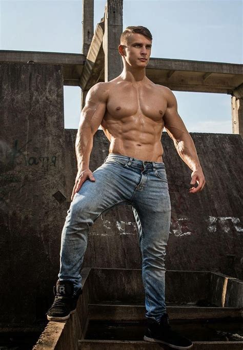 Hunky Buffed Shirtless Male Wearing Blue Jeans Shirtless Hot Sex Picture