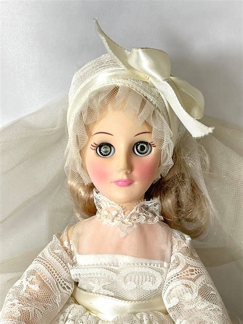 Vintage Effanbee Bride Doll 13 Tall Etsy