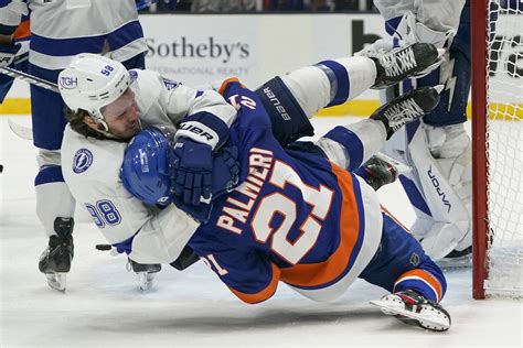 Photos Tampa Bay Lightning Vs New York Islanders Game 3