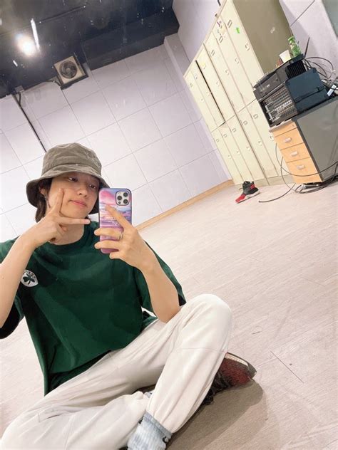 For those that don't know it is the sequel to road to kingdom a competition between seven boy groups to enter kingdom. Kpop. Kingdom. Nhóm Kpop mới. Kpop tạo hình trung cổ. Nhóm ...