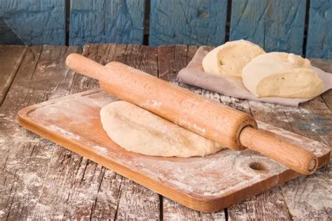 9 Unique Rolling Pin Substitutes Baking Kneads Llc