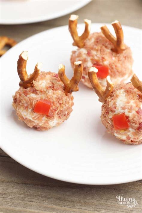 Cute Reindeer Christmas Cheese Ball Recipe Hunny Im Home