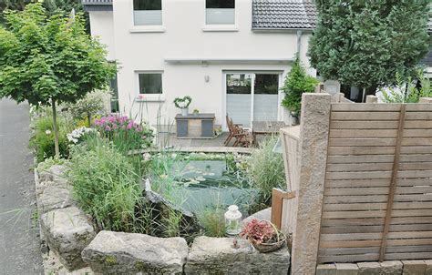 Check spelling or type a new query. Der Reihenhauseckgarten - Felix Müller Garten ...