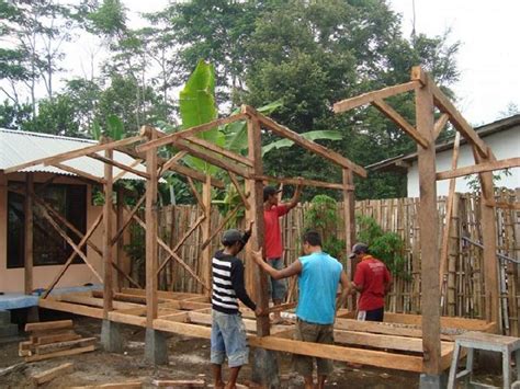 Membuat desain kandang kambing sederhana dari bambu tidaklah rumit. Biaya Pembuatan Kandang Kambing - Tentang Kolam Kandang Ternak