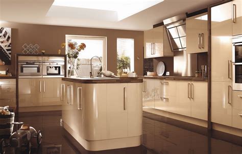 Bring your design ideas to life. Wickes #fitted #kitchens: #NewJersey | Taupe kitchen ...