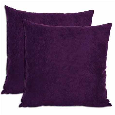 You may also use different colored covers to give your space a new look whenever you like. Purple Accent Pillow - Interior with Lovely Outlook - HomesFeed