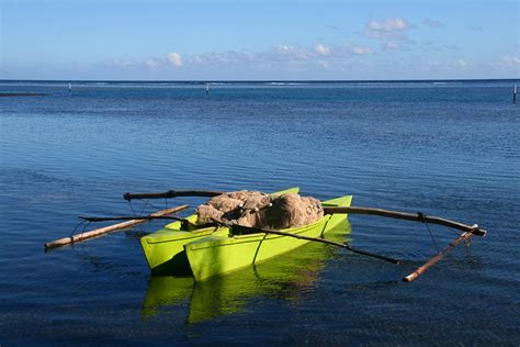 Traditional Outrigger Canoe Tahiti Flickr Photo Sharing