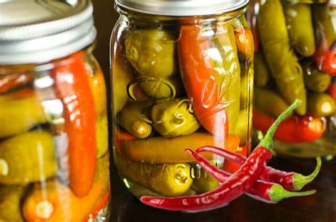 Maybe you would like to learn more about one of these? Come preparare i Peperoncini sott'aceto