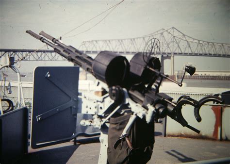 File20 Mm Oerlikon Mark 24 Mod 5 Dual Aa Deck Gun Uss Kidd War