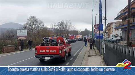 Scontro Sulla Ss A Polla Auto Si Cappotta Ferito Un Giovane Youtube