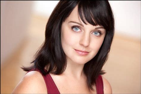 Clare Thomas Shes Played Aggie In Madeline Clare Thomas Pretty People