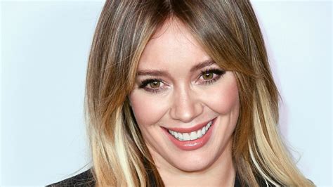 hilary duff admits she had to get a new trainer after jason walsh breakup