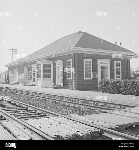 Texas And Pacific Railway Station Arlington Texas 32647792066 O