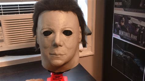 Trick Or Treat Elrod Halloween 2 Michael Myers - Trick or Treat Elrod Myers Mask Review - YouTube