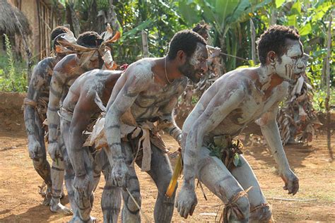 Papua New Guinea Travel Adventures The Asaro Mud Men Tribe