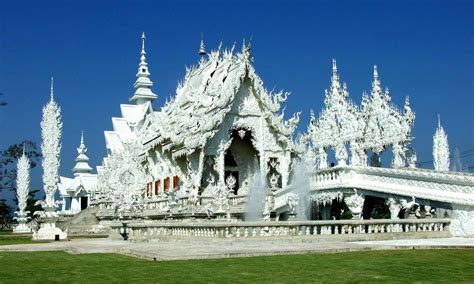 Day Tour From Chiang Mai Chiang Rai And White Temple