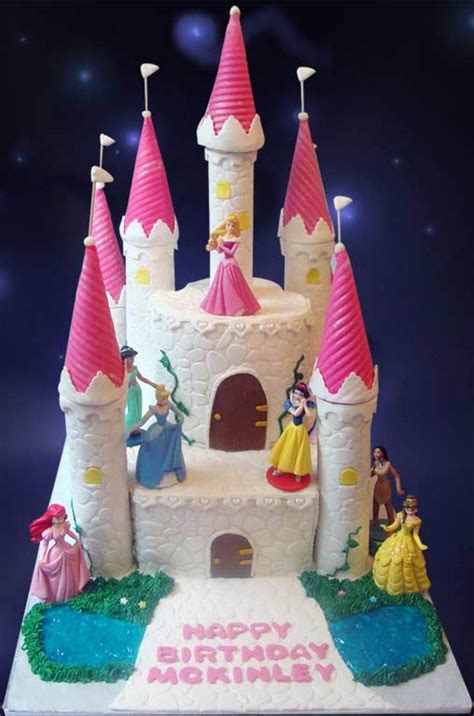 If you are looking for birthday gifts for 6 year old girl, you are on the right page. Disney Princess Castle Cake | Princess castle cake ...