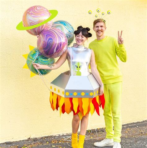 11 Diy Alien Costumes For Halloween Cute Alien Costume Ideas