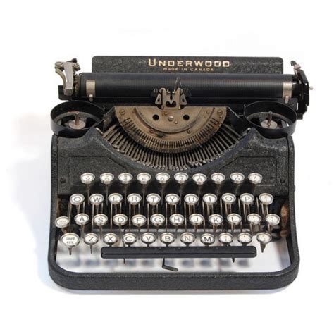 Be Like Jessica Fletcher Typewriter Vintage Typewriters Old Fashioned Typewriter
