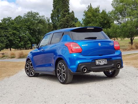 El swift ha llegado para darle un impulso a tu vida. FIRST DRIVE: Suzuki Swift Sport | OVERSTEER