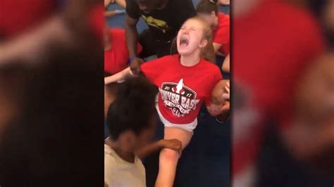 Videos Show Cheerleaders Repeatedly Forced Into Splits Youtube