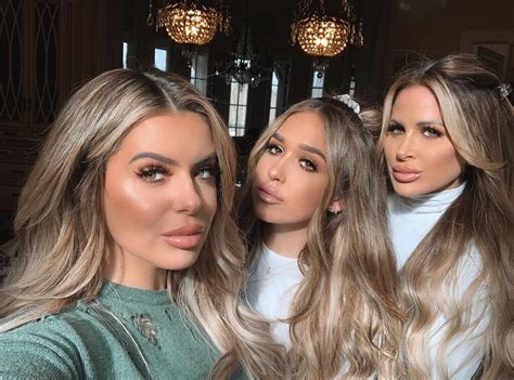 Whos Who From See Kim Zolciak Biermann Twin With Daughters Brielle And Ariana E News