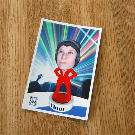 Maybe you would like to learn more about one of these? 3D foto maken van jezelf doe je bij The Bobbleshop. Supervet!