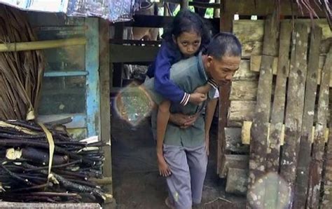 Satu Keluarga Di Pekalongan Tinggal Di Kandang Kerbau Begini Kondisinya Rancah Post